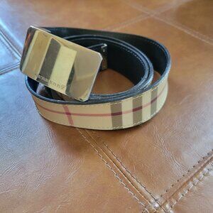 Women's Burberry belt